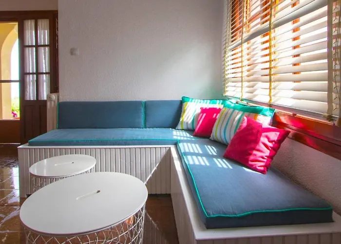 Willow Sea View Villa,