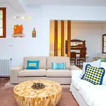 فيلة Willow Sea View Villa, كريوبيجي