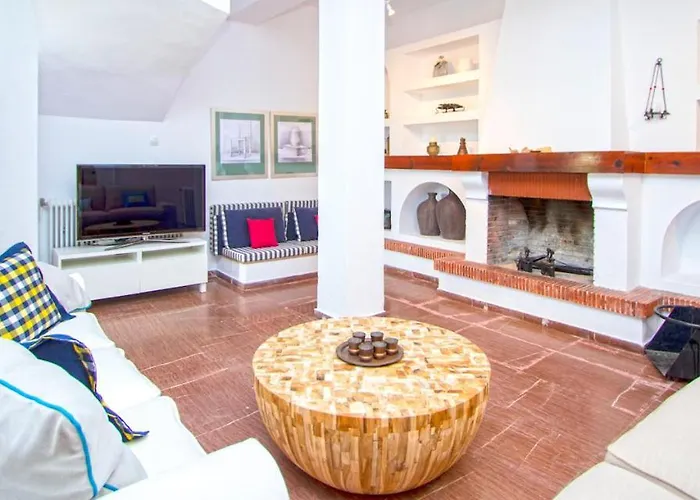 Willow Sea View Villa, Vila *