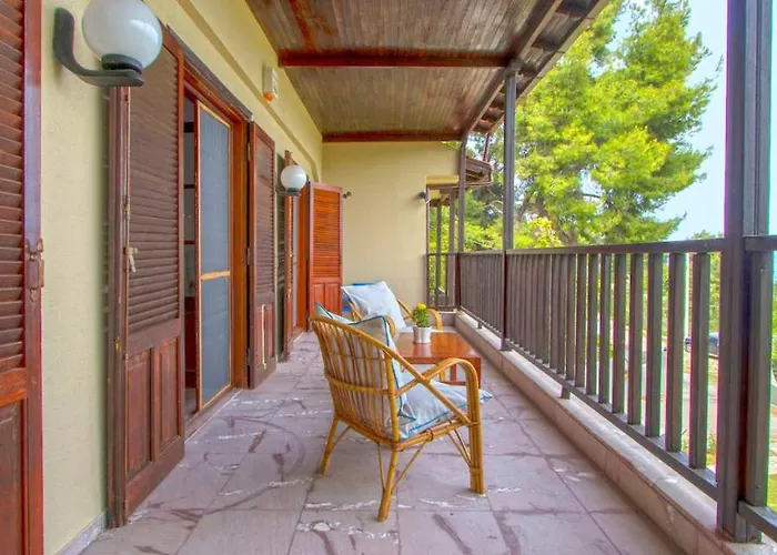 Vila Willow Sea View Villa,