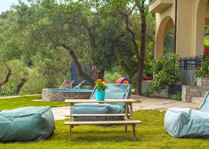 Vila Willow Sea View Villa, *